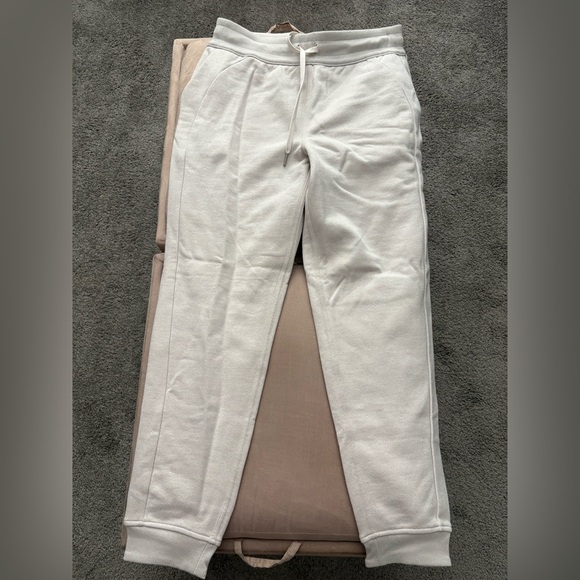 lululemon athletica Other - Lululemon Scuba Jogger Sparkle